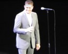 Michael Bublé hibátlanul hozza Michael Jackson figuráját - a nézők valósággal megkergülnek tőle