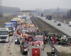 1 PERCE ÉRKEZETT: Súlyos baleset ! Közel 10 km-es a torlódás az autópályán, forgalmat megállították, nincs átjutás.