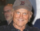 82 éves a vakítóan kék szemű Terence Hill, aki ötven éve ugyanazt a nőt szereti