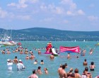 Kiderült az igazság!A Balaton nem drága. A magyar kereset kibas@tt alacsony.