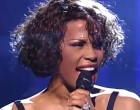 Emlékszel?Ez a világ legszebb szerelmes dala amit Whitney Houston 1999-ben adta elő ,még a mai napig is lélegzetelállító