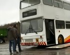 Buszból lakás ! Kigúnyoltak, amikor megtudták, hogy csak egy lerobbant buszra volt pénzem. Nézzék csak mit hoztam ki belőle, belülről főként..